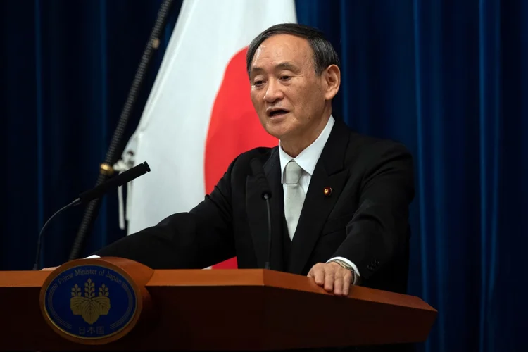 Yoshihide Suga, primeiro-ministro japones: o político está disposto a cooperar com o governo de Joe Biden (Carl Court/Pool/Reuters)