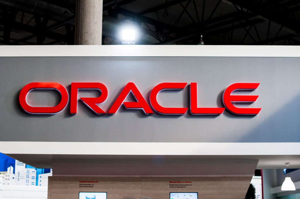 Painel da Oracle: empresa ganhou a atenção no último mês por causa do interesse em comprar o TikTok (Joan Cros/NurPhoto/Getty Images)