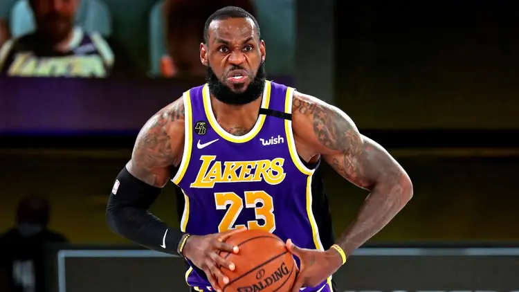 LeBron James, a estrela do Los Angeles Lakers, na rodada dos playoff do ano passado (NBA/Divulgação)