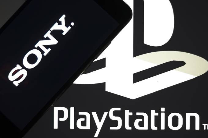Sony suspende venda de videogames na Rússia