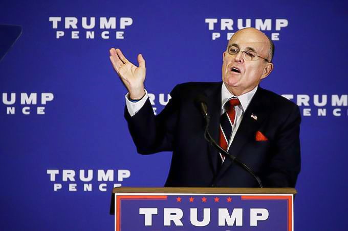 Rudolph Giuliani, ex-prefeito de Nova York: os preços para fazer aquisições estão baixos neste momento (Jonathan Ernst/Reuters)