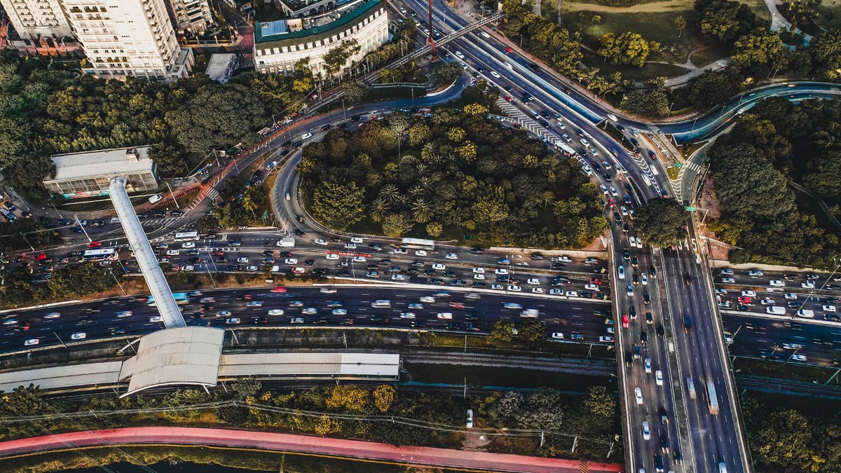 Opinião: a importância de inverter a lógica da punição e reconhecer o bom motorista