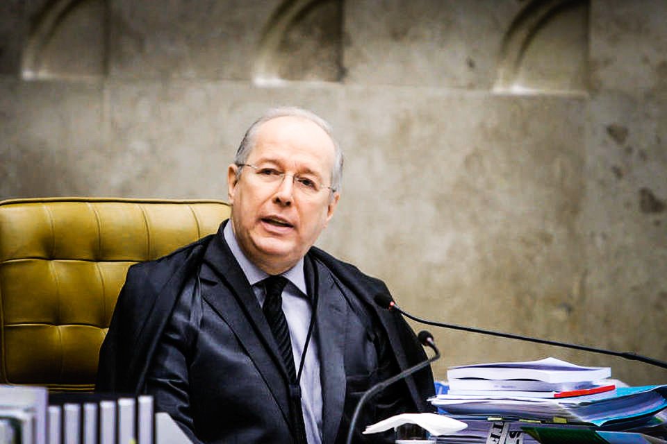 Celso de Mello: Bolsonaro desconhece o valor da vida ao impedir lockdown