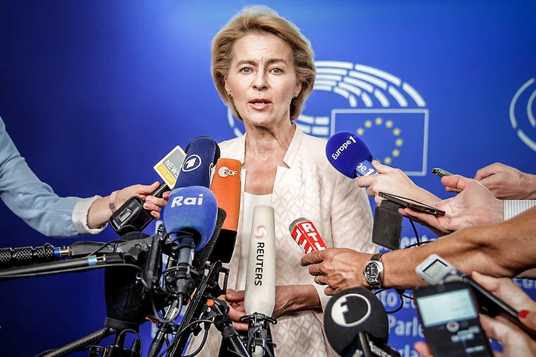 Davos: Von der Leyen disse também que a União Europeia quer "conter o imenso poder de grandes empresas digitais" (Vincent Kessler/Reuters)