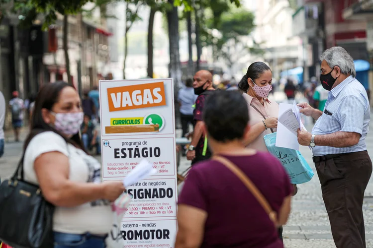 Emprego: números da Organização Mundial da Saúde mostram que a ansiedade e a depressão retiram da economia mundial cerca de 1 trilhão de dólares por ano (Amanda Perobelli/Reuters)
