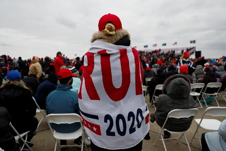 Comício de Trump nesta semana, no Michigan: briga pelos estados em que nenhum candidato tem vasta maioria (Shannon Stapleton/Reuters)