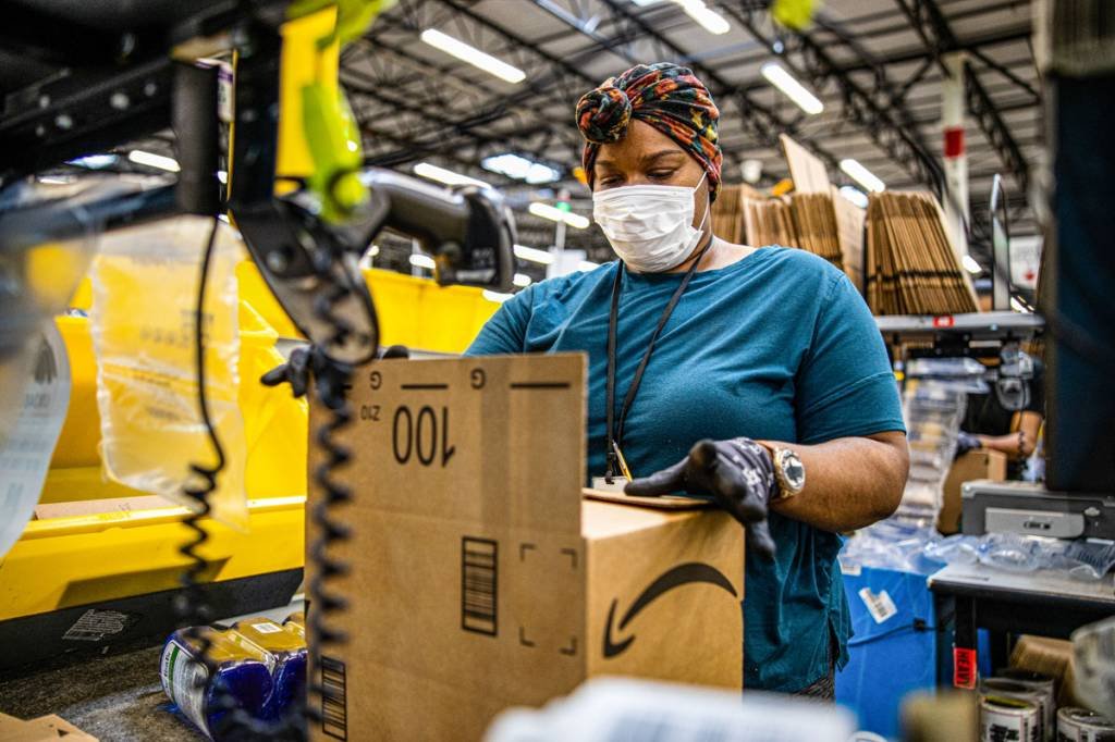 Amazon: análise do Washington Post indica que funcionários da empresa têm mais do dobro de lesões em comparação com concorrentes (Divulgação/Amazon)