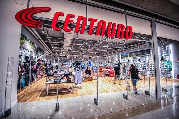 Loja da Centauro: Grupo SBF está com oportunidades abertas em várias cidades do Brasil (Germano Lüders/Exame)