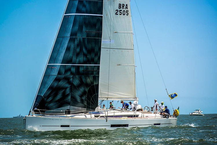 Cena da 70ª Regata Santos-Rio  (Divulgação/Divulgação)