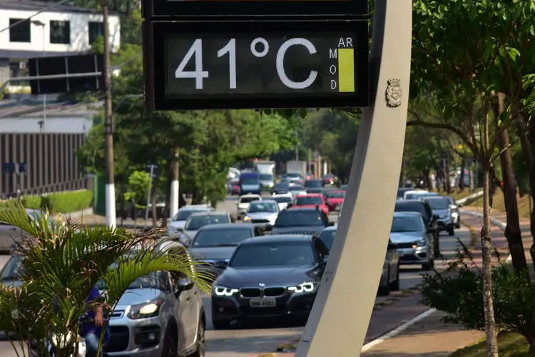Onda de calor no Brasil: meteorologistas apontam potencial de quebras de recordes de calor para o mês de setembro. (ROBERTO CASIMIRO/Estadão Conteúdo)
