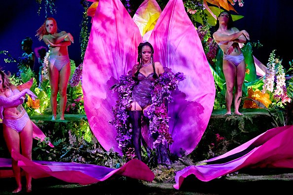 Savage X Fenty, marca fundada pela Rihanna, lançou seu segundo desfile que mais parece um show (Kevin Mazur/Getty Images)