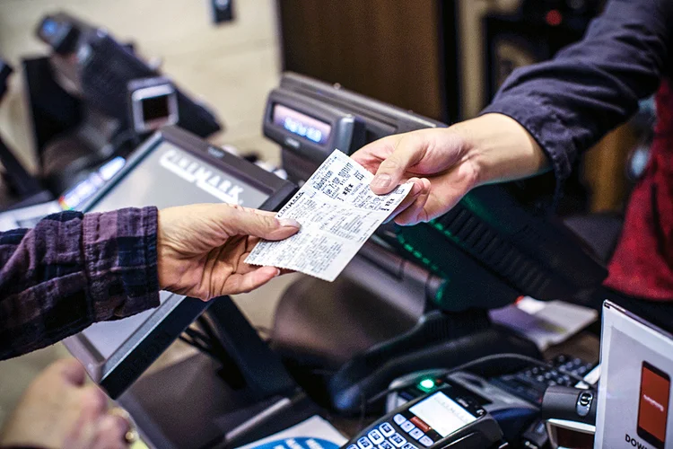 NFTs poderão dominar mercado de Ingressos para eventos (Christopher Lee/Getty Images)