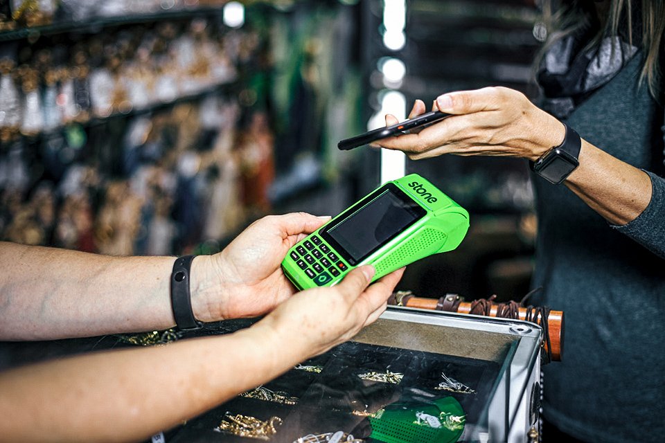 Stone lança app que substitui máquina de cartão