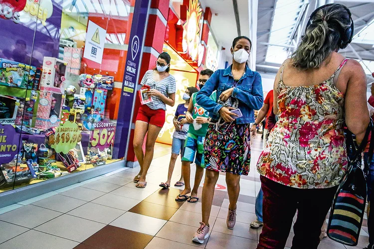 Shopping em São Paulo: número de casos precisa diminuir para a confiança voltar (Marlon Costa)