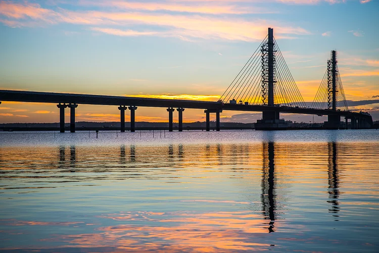 Ponte Laguna, em Santa Catarina: um dos projetos conduzidos pela empresa Construções e Comércio Camargo Corrêa (MOVER/Divulgação)
