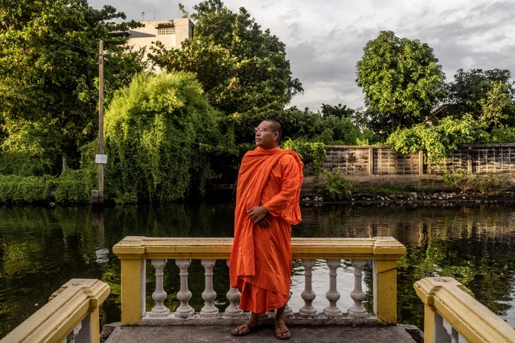 Camboja: o monge é um crítico aberto das autoridades locais. (Adam Dean/The New York Times)