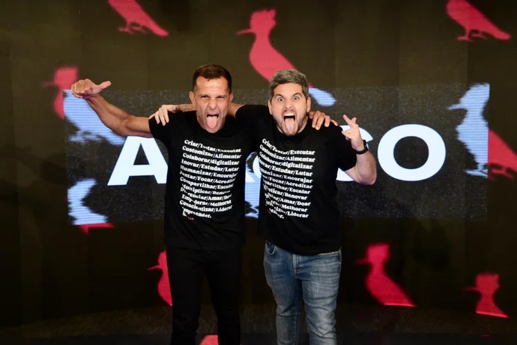 Alexandre Birman, presidente da Arezzo, e Rony Meisler, da Reserva (Arezzo e Reserva/Divulgação)