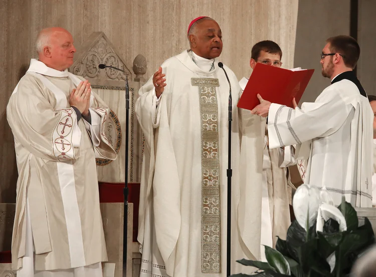 Wilton D. Gregory celebra missa em Washington: arcebispo foi escolhido primeiro cardeal negro dos EUA (Mark Wilson/Getty Images)