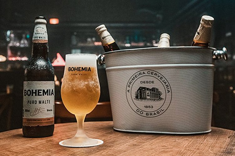 Com Gusttavo Lima e iti, Bohemia vai pagar cerveja de quem voltar ao bar