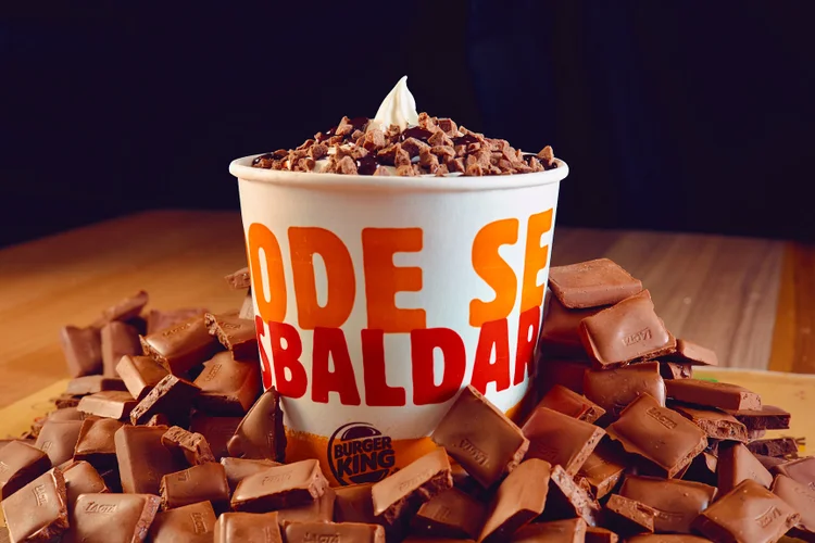 Balde de sorvete Burger King com chocolate Diamante Negro (Burger King/ Lacta/Divulgação)