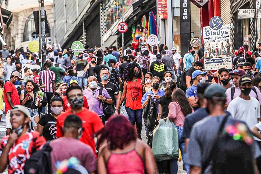 PIB do Brasil cresce 4,6% em 2021 e recupera perdas da pandemia