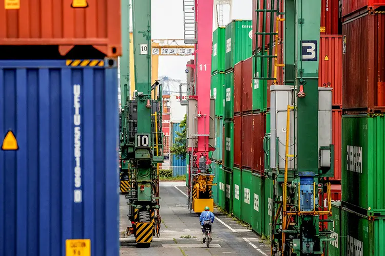 Porto de Tóquio: comércio global terá queda histórica este ano (Kim Kyung-Hoon/Reuters)