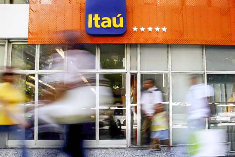 Agência do Itaú: banco destoa de Bradesco e Santander e lucra acima das estimativas de mercado no trimestre | Foto: GettyImages (./Getty Images)