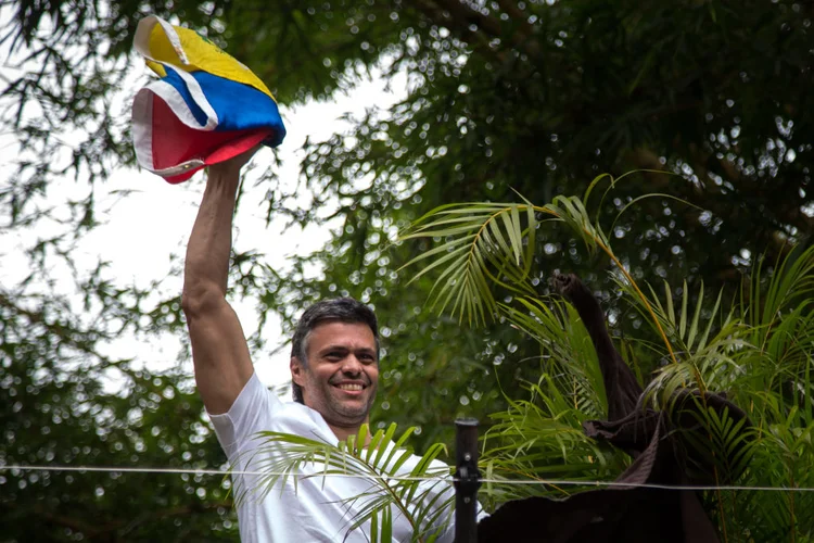 Leopoldo López: opositor estava preso desde 2014 e, no último ano, refugiado na residência do embaixador espanhol (Wil Riera/Bloomberg/Getty Images)