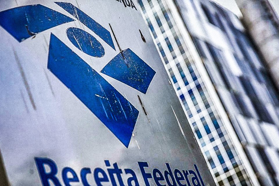 Receita Federal começa a aceitar pagamento de impostos via Pix