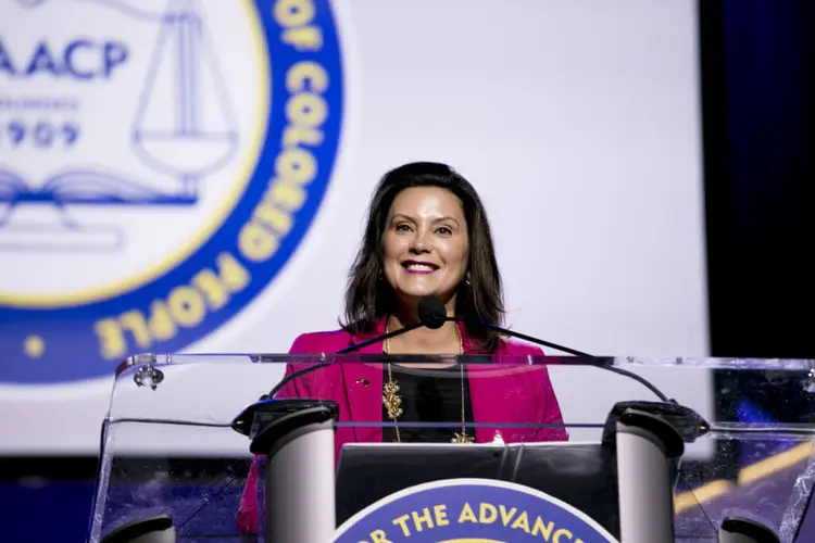 Treze pessoas são acusadas de planejar sequestro de governadora do Michigan, a democrata Gretchen Whitmer (Bloomberg / Colaborador/Getty Images)