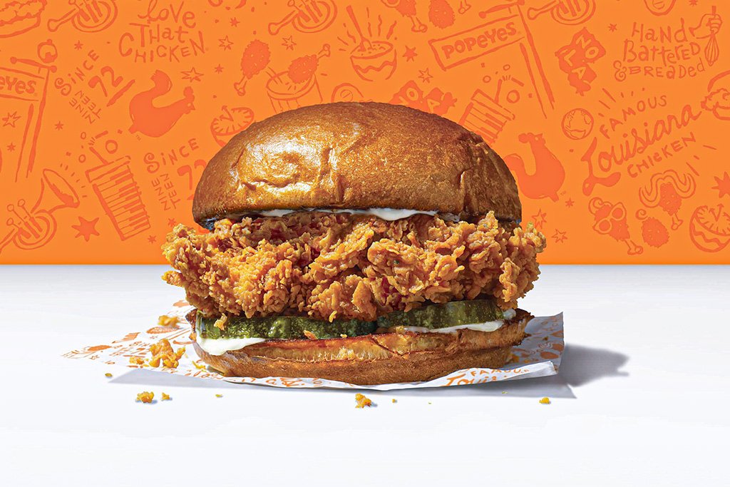 Popeyes está vendendo sanduíches pela metade -- e que esgotarão em dias