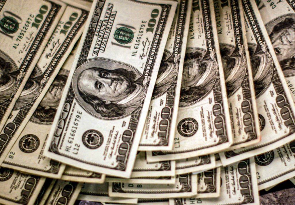 Por fiscal, BTG eleva projeção do dólar para R$ 5,40 no fim de 2020