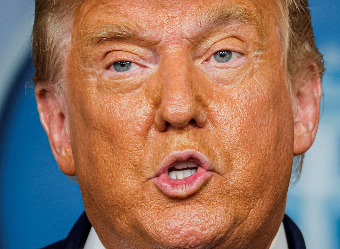 Trump anuncia vacina da Pfizer contra covid de graça nos EUA