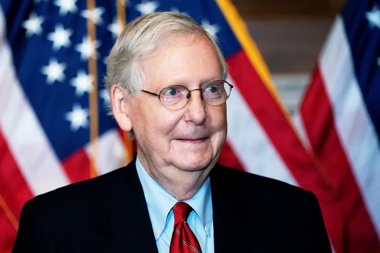 Mitch McConnell: líder republicano no Senado disse que não reconhece o democrata Joe Biden como presidente eleito ou Kamala Harris como a vice-presidente eleita (Stefani Reynolds/Reuters)