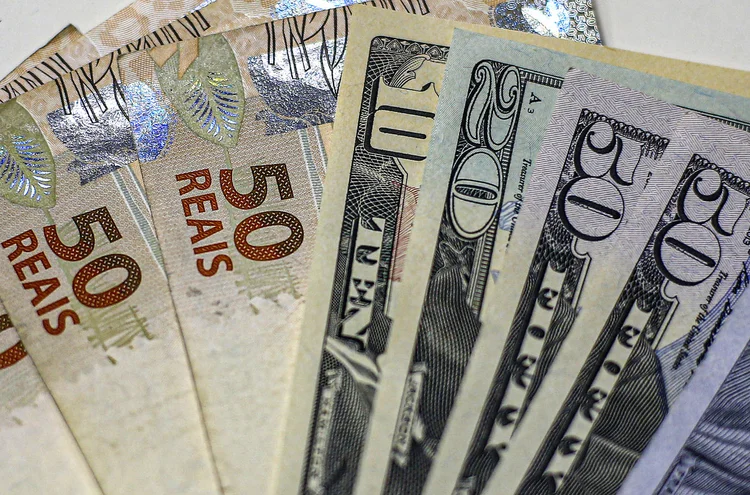 Nova medida em estudo pela CVM pode democratizar o investimento fora do Brasil por meio de fundos (Ricardo Moraes/Reuters)