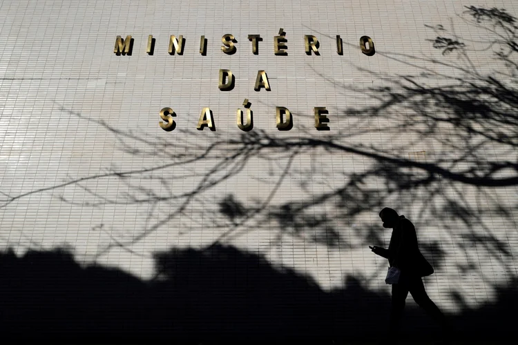 Ministério da Saúde: "Todos os sistemas estão sendo restabelecidos, com previsão de retorno à normalidade na segunda-feira, 16 de novembro" (Ueslei Marcelino/Reuters)