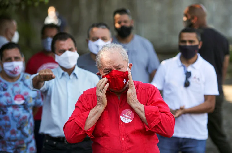Lula durante a eleição municipal de novembro: ele fez várias viagens a Cuba antes de se tornar presidente (Amanda Perobelli/Reuters)