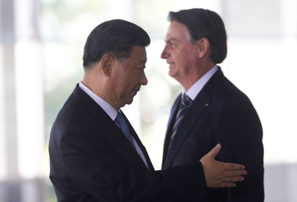 Cúpula do Brics expõe diferenças e racha entre Brasil e China