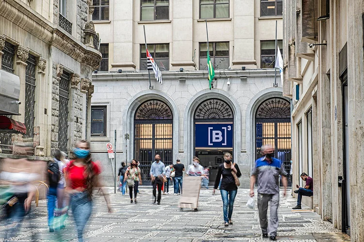 B3, a bolsa de valores brasileira, vai fechar mais cedo com o horário de verão nos Estados Unidos (Divulgação/Divulgação)