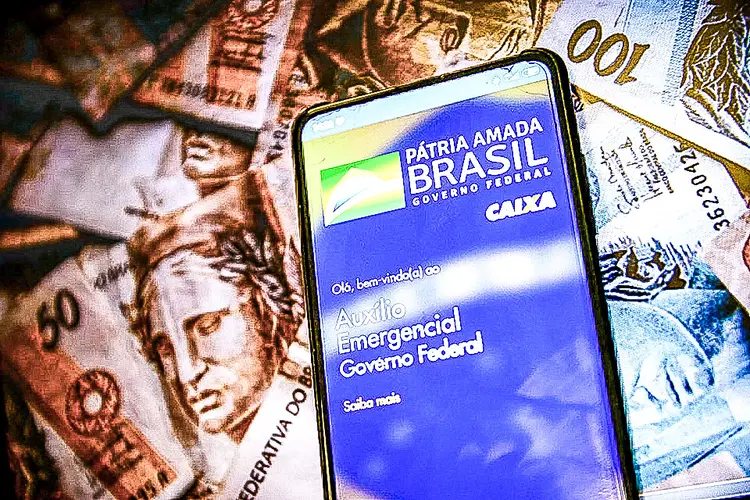 Auxílio emergencial: o benefício tem parcelas de R$ 150 a R$ 375, dependendo da família (Marcelo Camargo/Agência Brasil)