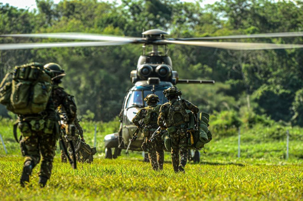 Exército Brasileiro: o país é o que mais gasta com defesa na América do Sul, mas o orçamento é pequeno comparado às potências globais (Exército Brasileiro/Divulgação)