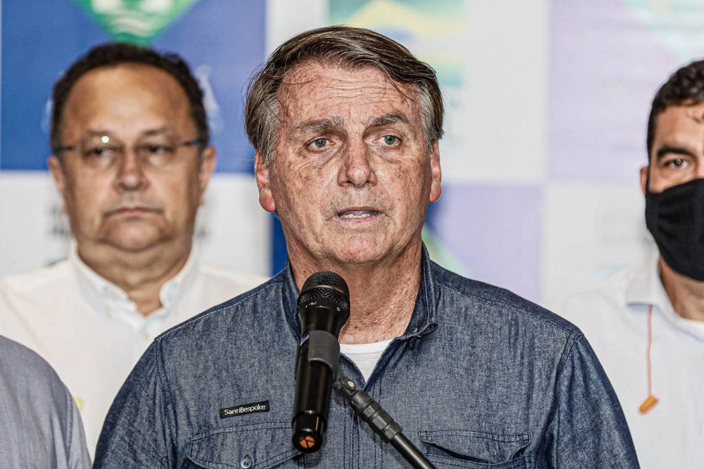 Bolsonaro: "Não vou dar dica aqui. Tô fora dessa" (Isac Nóbrega/PR/Divulgação)