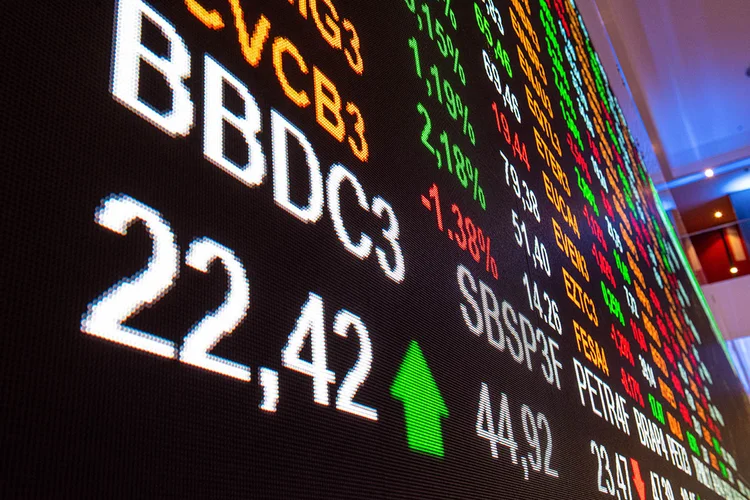 As blue chips brasileiras, ações de bancos e de empresas produtoras e exportadoras de commodities, lideraram a retomada da bolsa em novembro em valor de mercado (Germano Lüders/Exame)