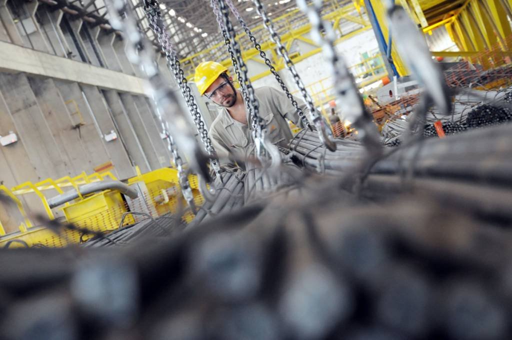 ArcelorMittal vai investir R$ 4,3 bi no Brasil para expandir produção