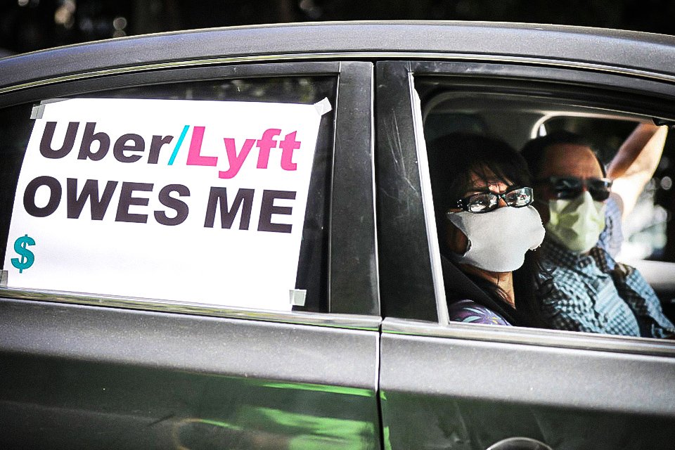Protestos: na Califórnia, motoristas pedem por mais direitos trabalhistas de empresas como Uber e Lyft (Mario Tama / Equipe/Getty Images)