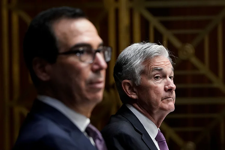 Steven Mnuchin e Jerome Powell
 (Drew Angerer/Getty Images)