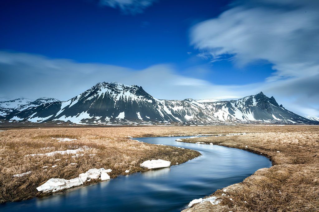 Islândia quer retomar turismo, mas apenas para visitantes ricos