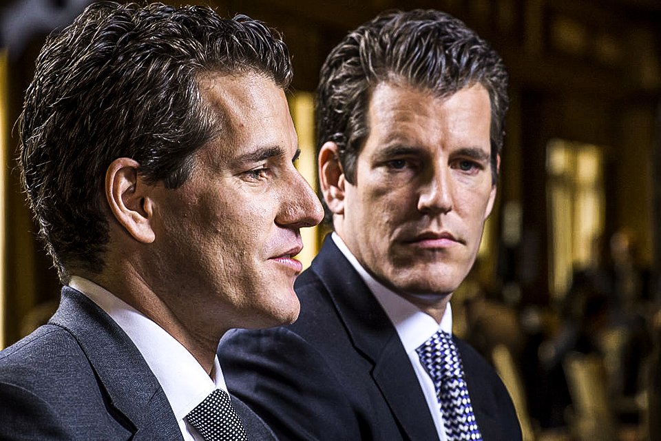 Corretora dos irmãos Winklevoss lança cartão com cashback em bitcoin e fala em IPO