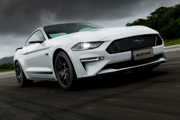 Ford Mustang: alta do dólar encareceu os esportivos (Ford/Divulgação)