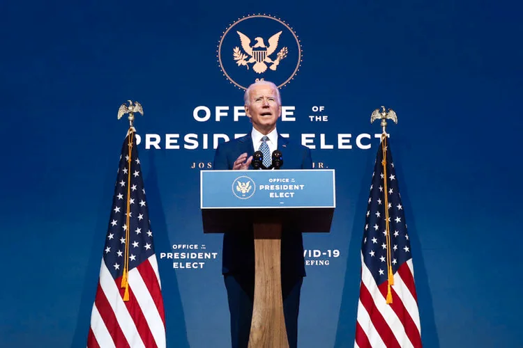 Joe Biden: Biden fez campanha no ano passado com a promessa de enxergar a pandemia de forma mais séria que o presidente Donald Trump (Joe Raedle/Getty Images)